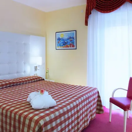 Hotel Arizona 4*