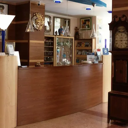 Hotel Arizona 4*